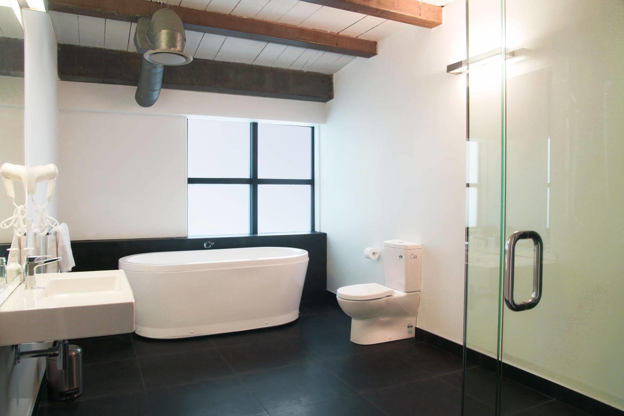 The Setup On Dixon - Apartments Уелингтън Екстериор снимка